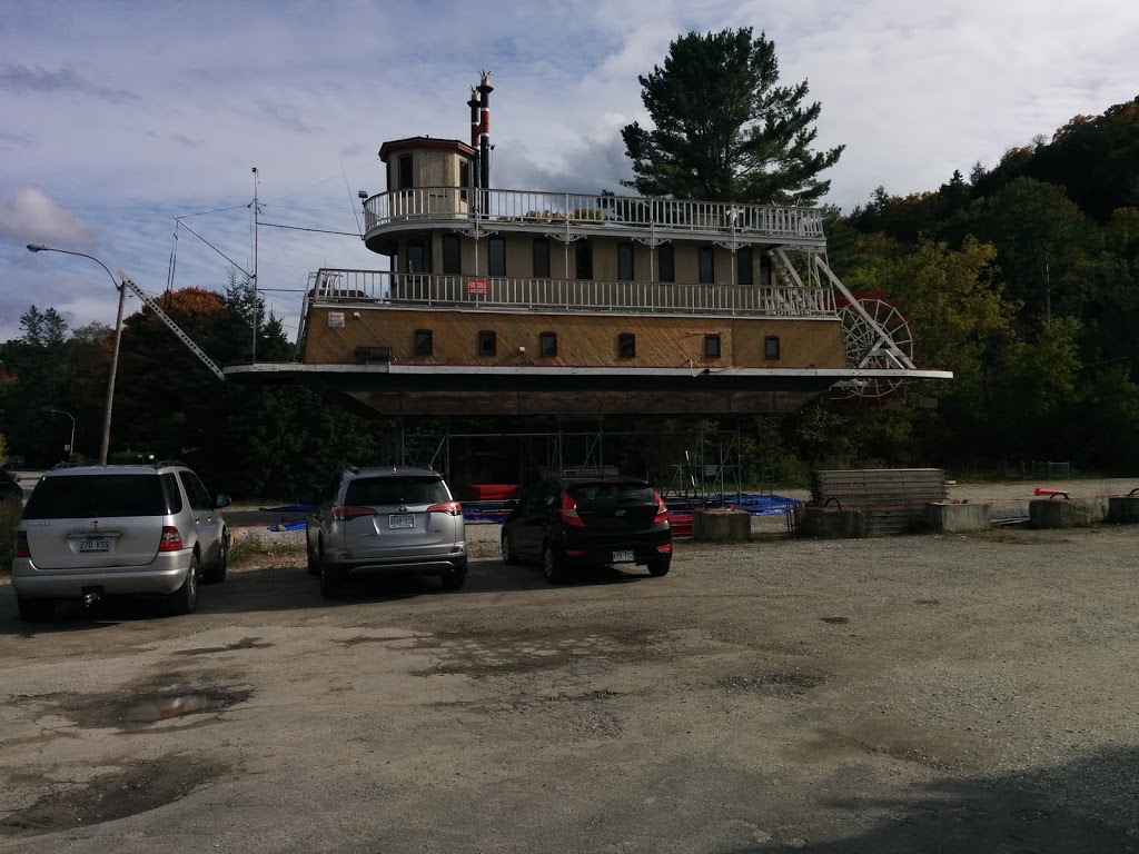 The River Den La Pêche, QC J0X 3G0, Canada