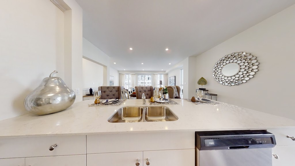 Shift Townhomes by Drewlo Holdings | 234 Edgevalley Rd, London, ON N5V 5J3, Canada | Phone: (519) 868-7200