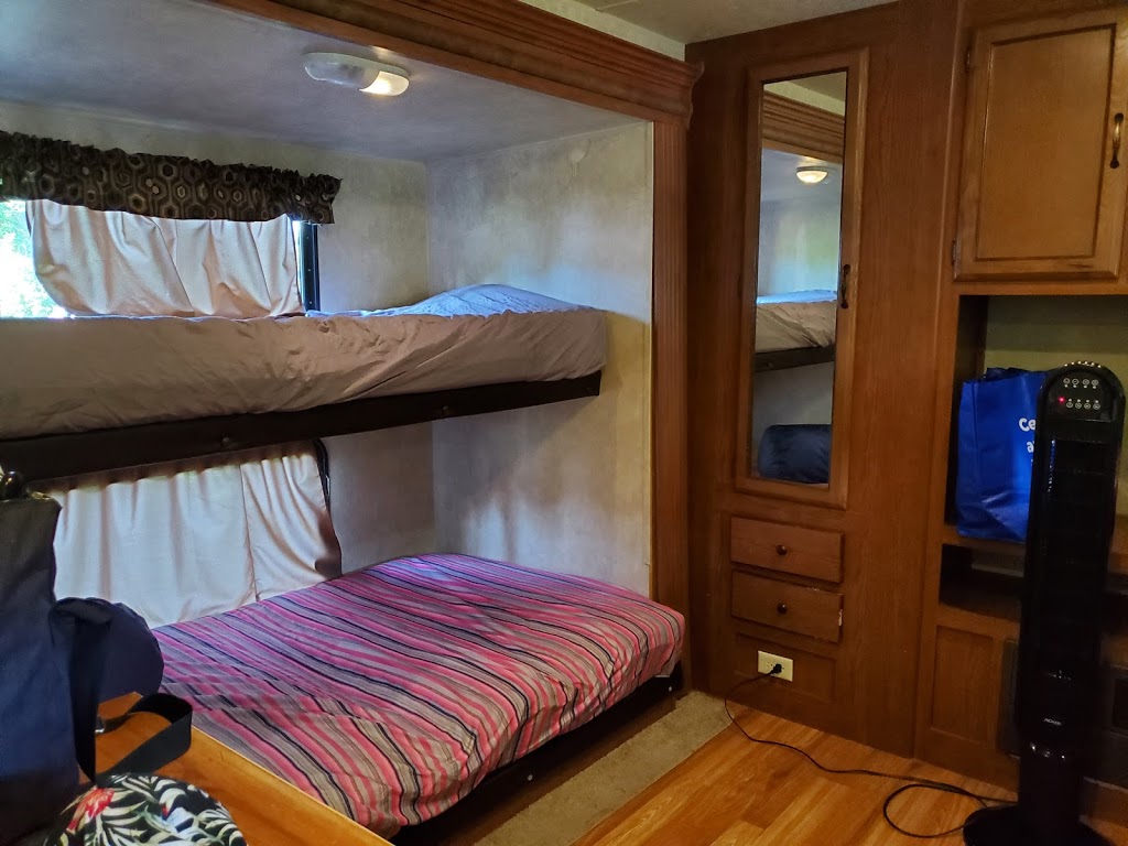 Camping LEscapade Inc | 48 Chemin de la Montagne, Arundel, QC J0T 1A0, Canada | Phone: (819) 210-1099