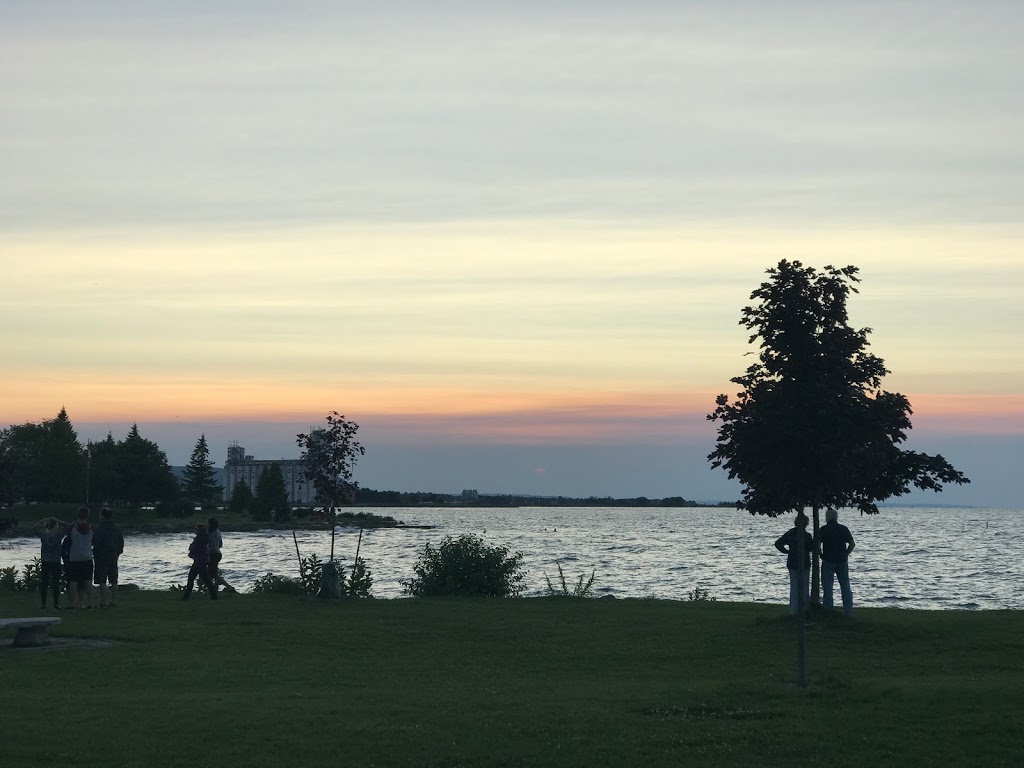 Inukshuk | Sunset Ct, Collingwood, ON L9Y 4Y3, Canada | Phone: (800) 561-0072