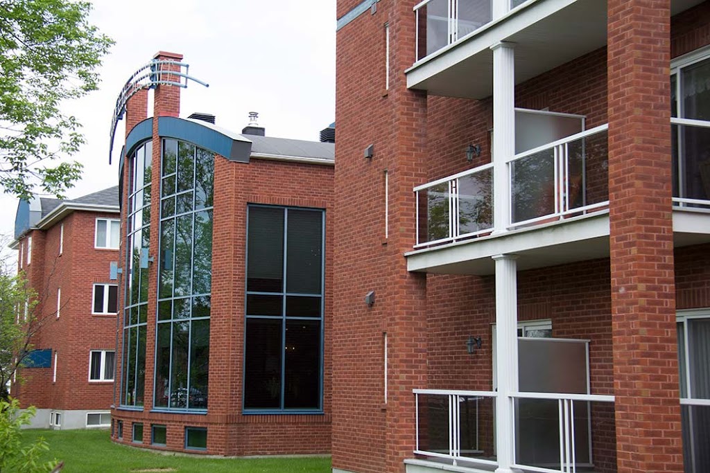 Manoir Louis Jolliet | 360 Pl. F. H. Jones #9B1, Joliette, QC J6E 9B3, Canada | Phone: (450) 753-5900
