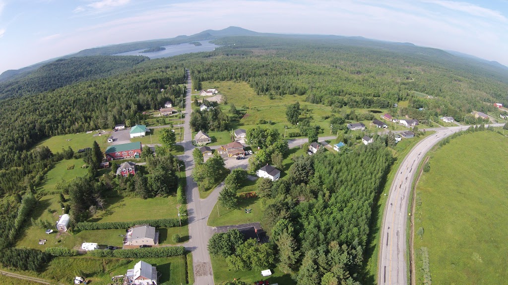 Saints-Martyrs-Canadiens | 13 Chemin du Village, Saints-Martyrs-Canadiens, QC G0P 1A1, Canada | Phone: (819) 344-5171