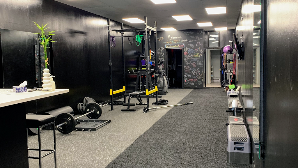Masterpiece Training Studio | 4379 Boulevard Saint-Martin O, Laval, QC H7T 1C5, Canada | Phone: (514) 608-5910