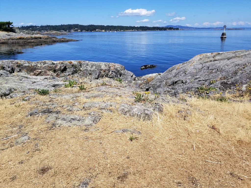 Uplands Park | 3040 Beach Dr, Victoria, BC V8R 6K7, Canada | Phone: (250) 598-3311