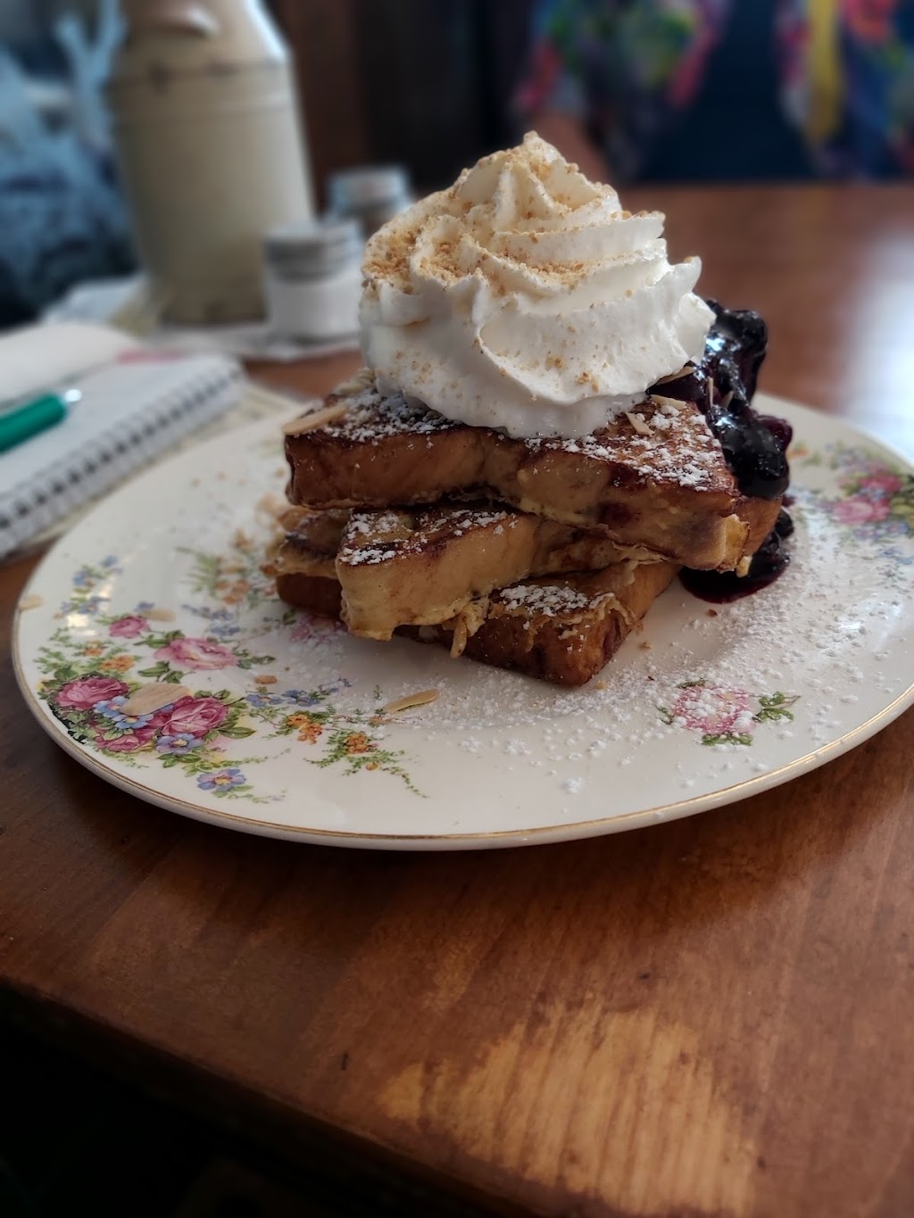 The Old Bank Cafe | 5002 50 Ave, Millet, AB T0C 1Z0, Canada | Phone: (403) 963-2233