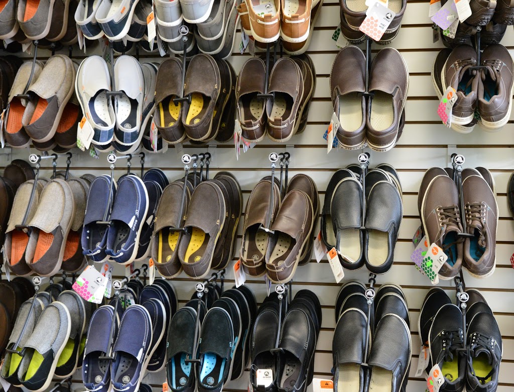 Crocs | 119 Montée Masson #2, Mascouche, QC J7K 3B4, Canada | Phone: (450) 474-7774