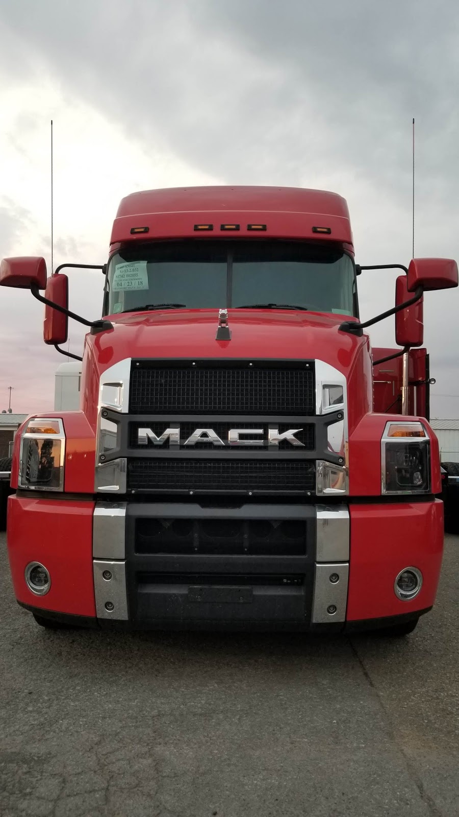 Mack Ste-Foy Inc | 2550 Avenue Watt, Québec, QC G1P 3T4, Canada | Phone: (418) 651-9847