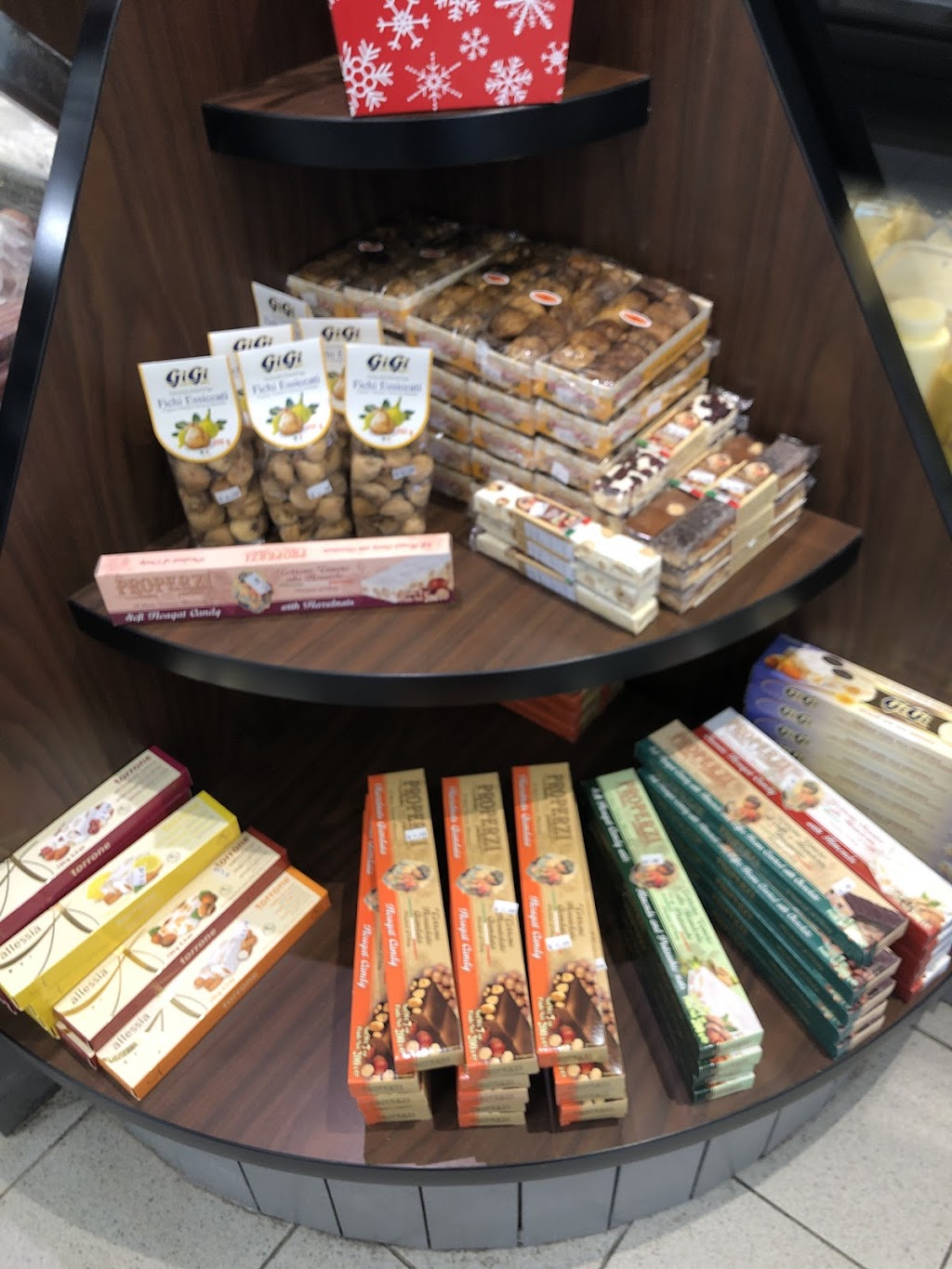 Tre Rose Bakery | 2098 Kipling Ave, Etobicoke, ON M9W 4K5, Canada | Phone: (416) 747-5343