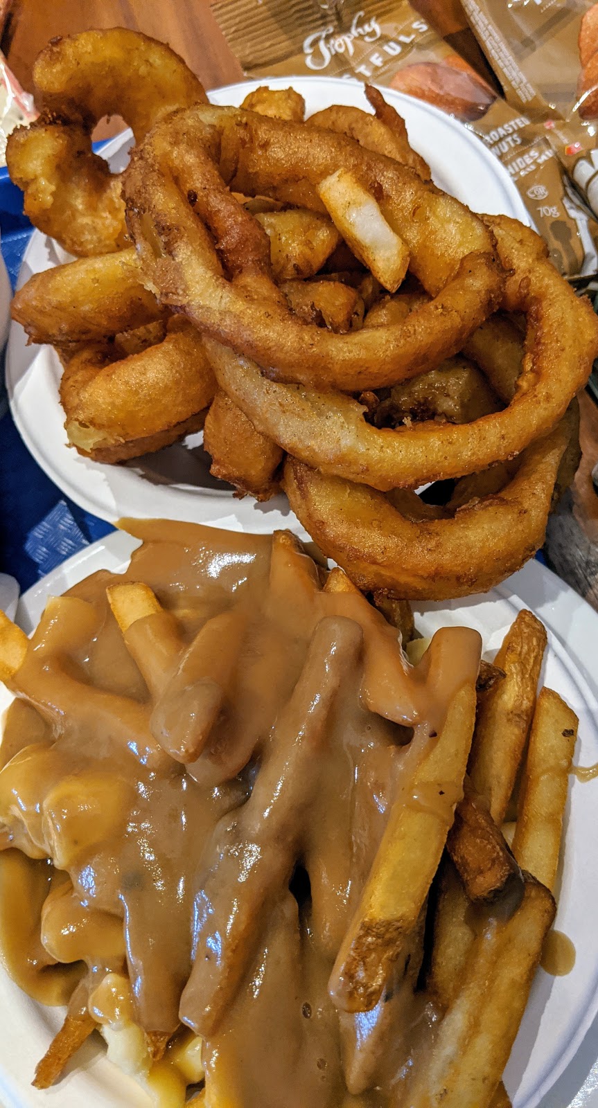 The Falls Deli | 6380 Fallsview Blvd, Niagara Falls, ON L2G 3W6, Canada | Phone: (888) 325-5788