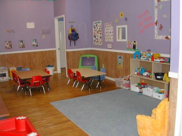 Learning Jungle Cooksville Daycare | 78 Agnes St, Mississauga, ON L5B 1J7, Canada | Phone: (905) 273-7023