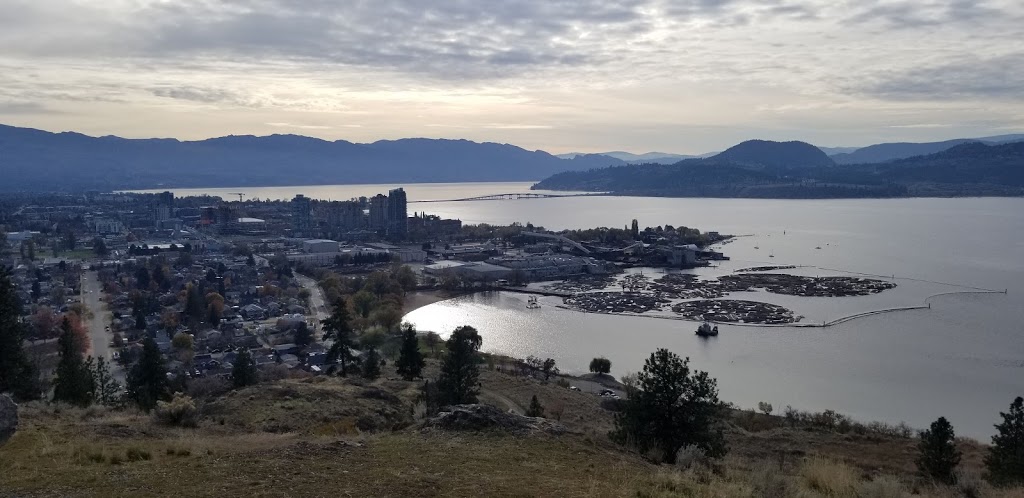 Upper End Wine Tours | 2181 Chilcotin Crescent, Kelowna, BC V1V 2M8, Canada | Phone: (778) 760-0434