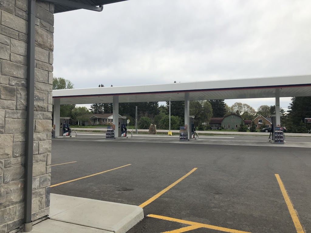 Couche-Tard | 1095 Rue de la Visitation, Saint-Charles-Borromée, QC J6E 4N2, Canada | Phone: (450) 752-4237