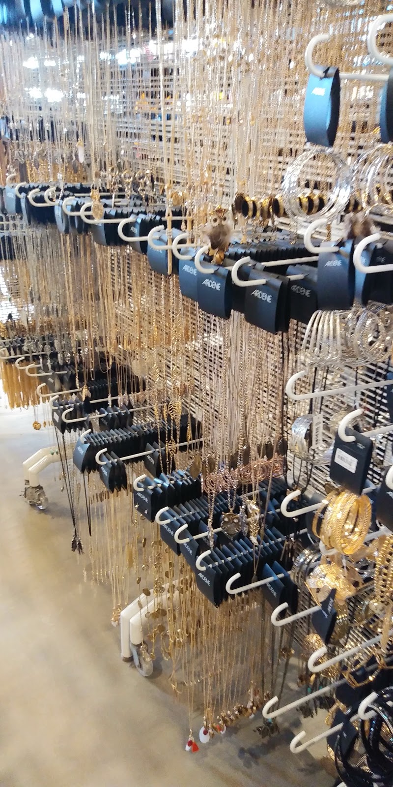 Ardene | 625 Rue de la Concorde, Saint-Romuald, QC G6W 0A9, Canada | Phone: (418) 830-3423
