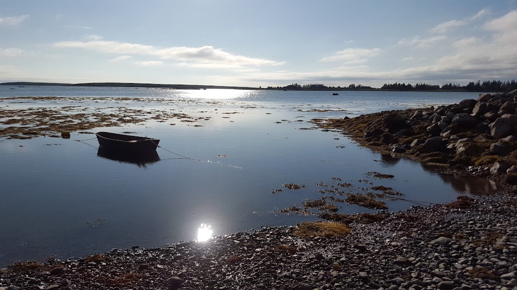 Argyle By The Sea Bed & Breakfast | 848 Argyle Sound Rd, West Pubnico, NS B0W 3S0, Canada | Phone: (902) 762-2759