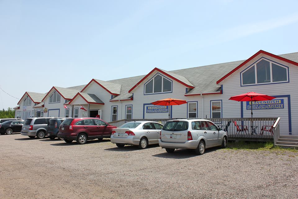 Cavendish Dollar Store | 8989 Cavendish Rd, Cavendish, PE C0A 1N0, Canada | Phone: (902) 963-4082