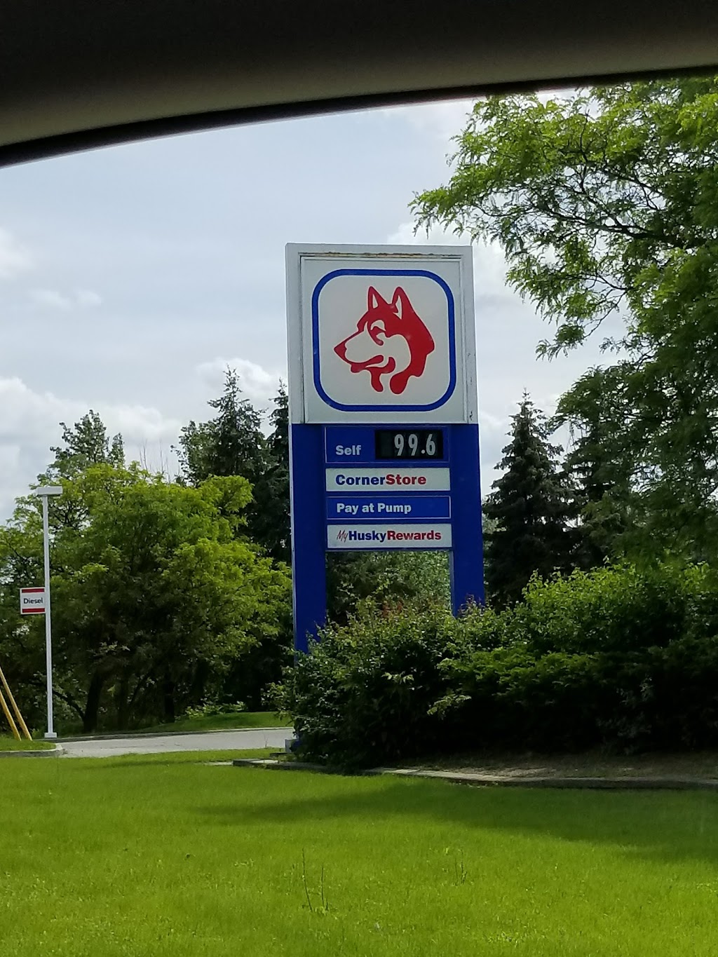 HUSKY | 600 N Rivermede Rd, Concord, ON L4K 3M9, Canada | Phone: (905) 738-6096