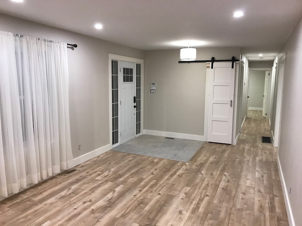 MacLean Paint & Flooring | 100 Cree Ave, Toronto, ON M1M 2A1, Canada | Phone: (647) 471-2197