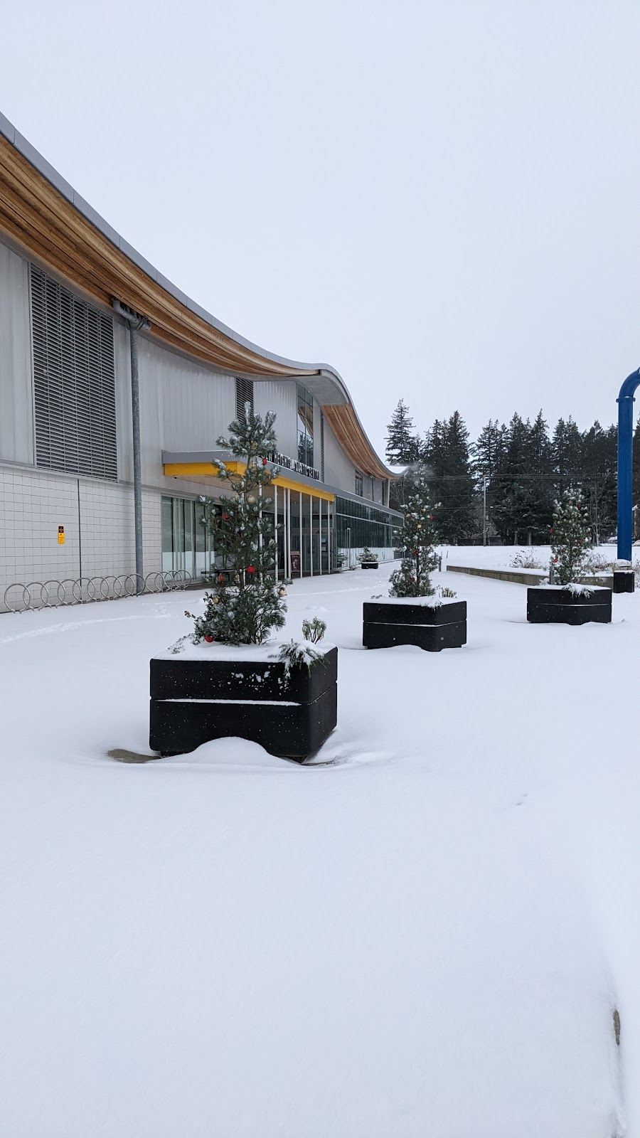 Grandview Heights Aquatic Centre | 16855 24 Ave, Surrey, BC V3Z 0A2, Canada | Phone: (604) 590-7800