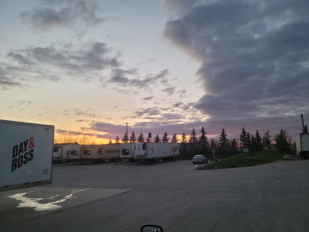 Versacold Logistic Services | 200 Dawson Rd N, Winnipeg, MB R2J 0S7, Canada | Phone: (204) 233-0237