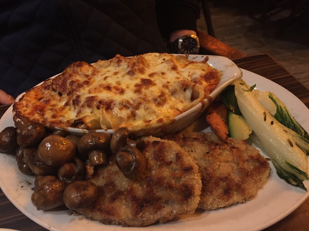 Nicks Steakhouse & Pizza | 2430 Crowchild Trail NW, Calgary, AB T2M 3N5, Canada | Phone: (403) 282-9278