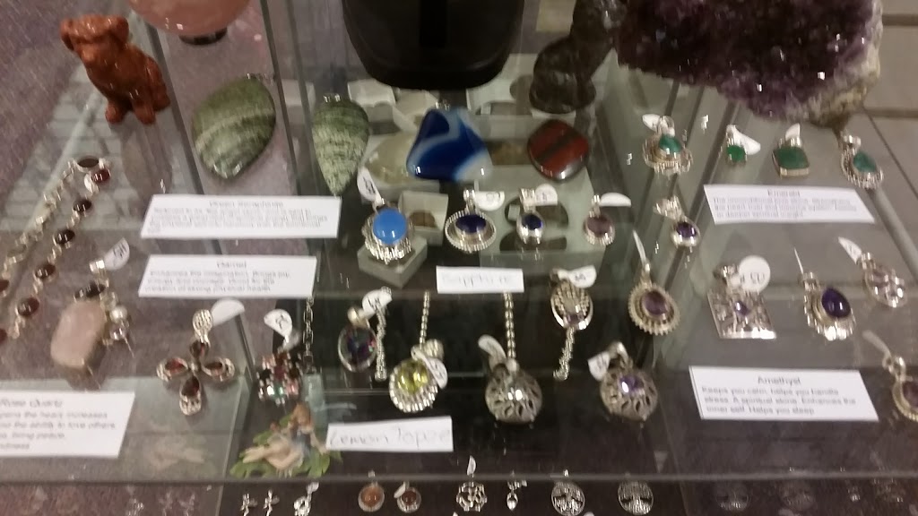 Vivah Jewellery | 221 Glendale Ave, St. Catharines, ON L2T 2K9, Canada | Phone: (905) 685-3237