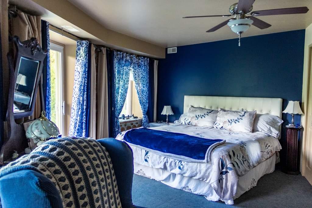 Gathering Place on Golden Ponds B & B (The) | 2635 Old Hastings Rd, Coe Hill, ON K0L 1P0, Canada | Phone: (613) 337-5177