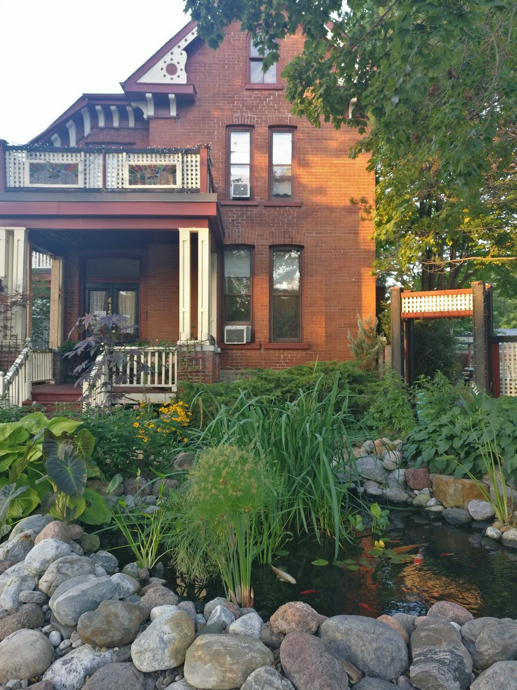 Turtle Island Bed And Breakfast | 415 Stone St S, Gananoque, ON K7G 2A6, Canada | Phone: (613) 382-7261