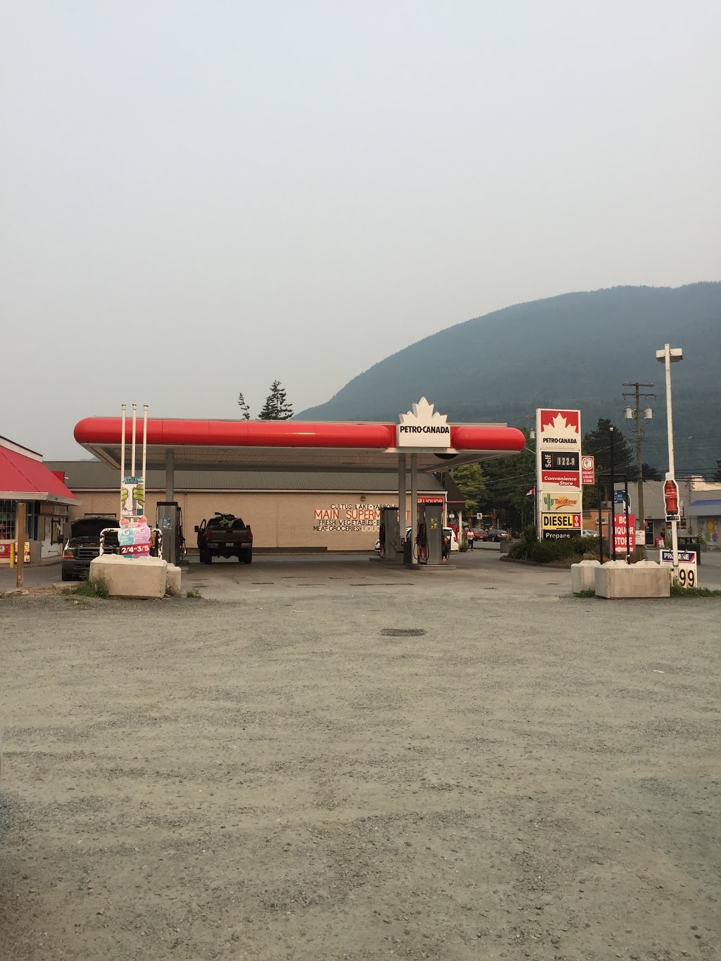Yarrow Petro-Canada | 42221 Yarrow Central Rd, Chilliwack, BC V2R 5E3, Canada | Phone: (604) 823-4200