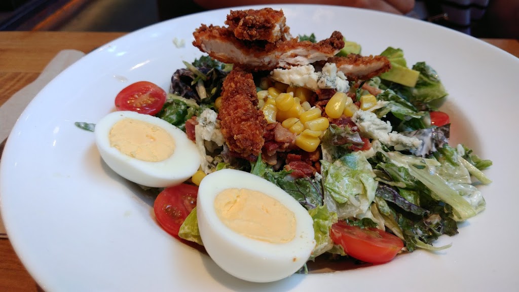 Tap & Barrel • Shipyards | 8 Lonsdale Ave, North Vancouver, BC V7L 0B2, Canada | Phone: (604) 638-2339