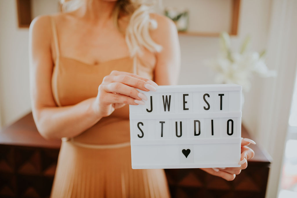 J West Studio | 278 John St N, Hamilton, ON L8L 4P7, Canada | Phone: (905) 920-5149