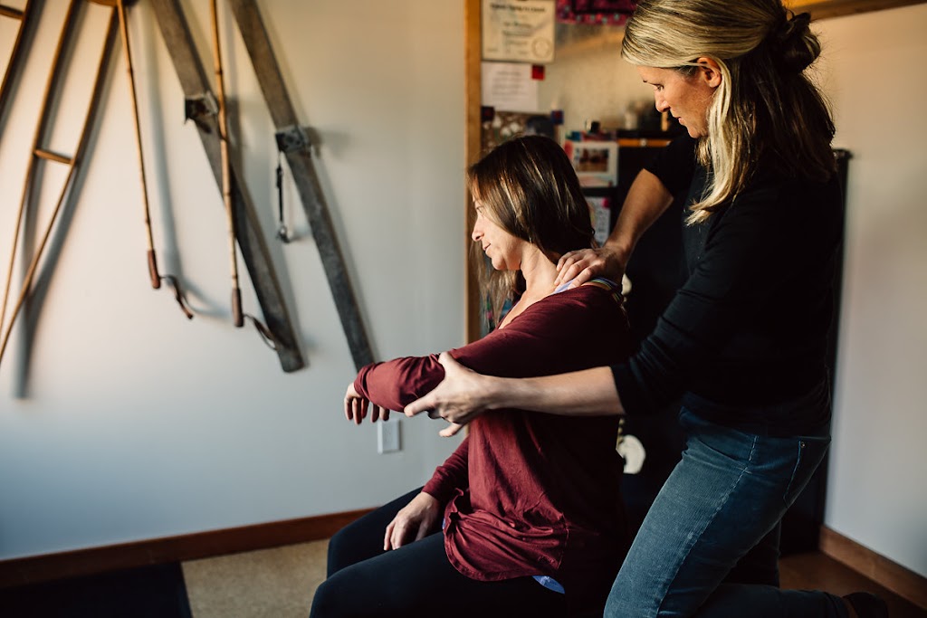 Alpine Chiropractic Dr. Eden MacGregor | 4 Silver Ridge Way, Fernie, BC V0B 1M2, Canada | Phone: (250) 423-1452