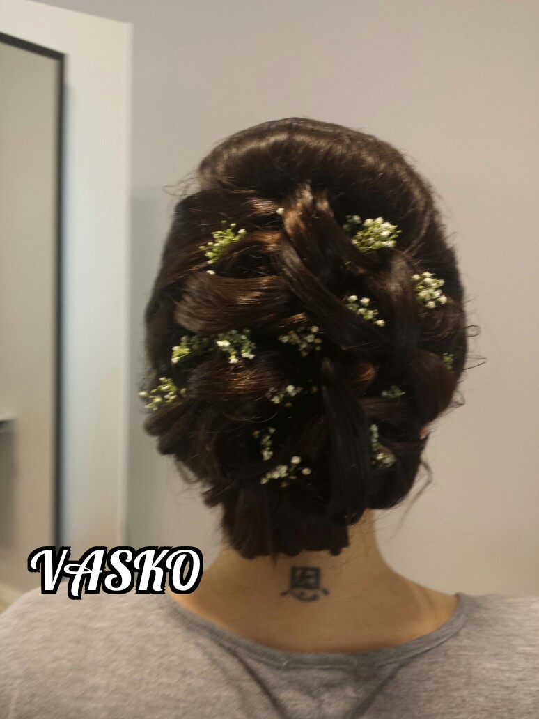 Salon Snob | 86 Av. Ashgrove, Pointe-Claire, QC H9R 3N4, Canada | Phone: (514) 693-3660
