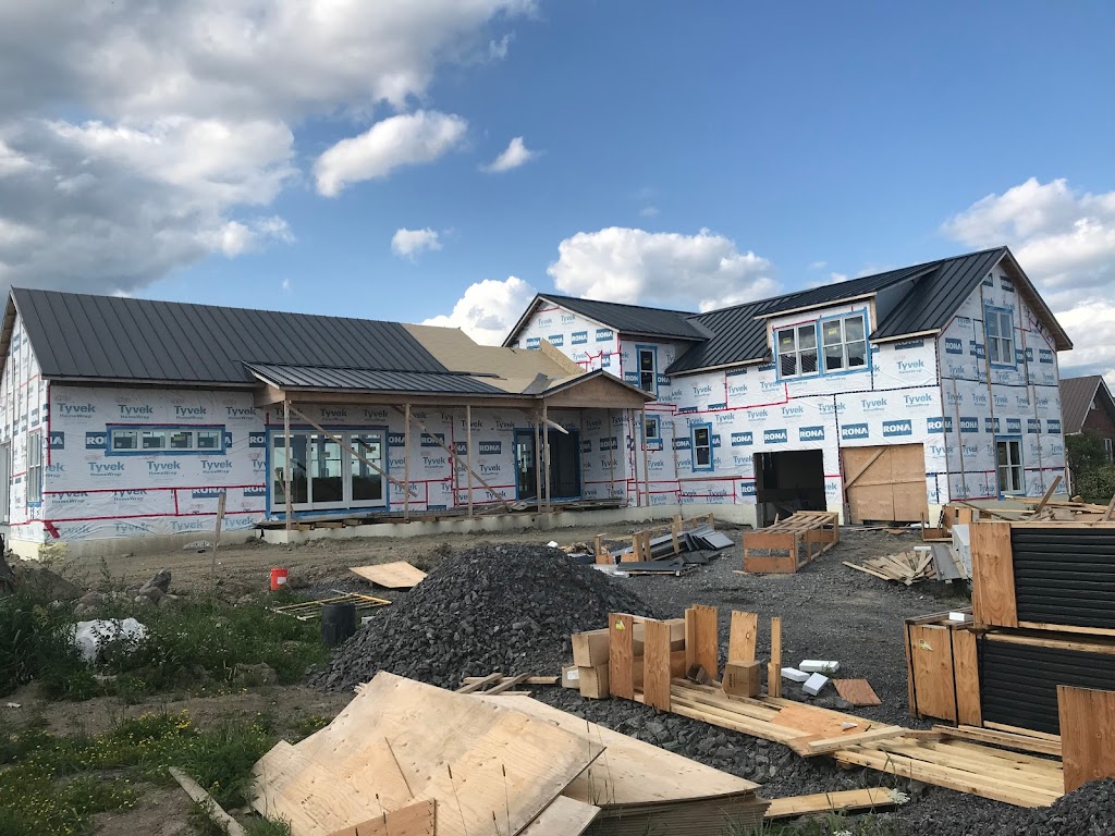 Full House Roofing LTD | 3922 4th Concession Rd, Gananoque, ON K7G 2V5, Canada | Phone: (613) 929-9549