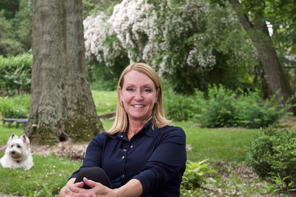 BETH PAROJCIC - INTUITIVE THERAPY, | 362 Bay St S, Hamilton, ON L8P 3J9, Canada | Phone: (905) 719-6112