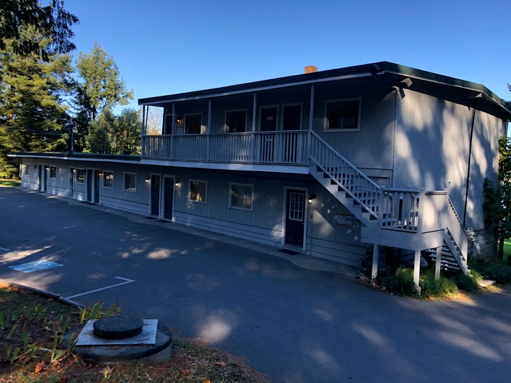 Pages Inn on Silva Bay | 3415 South Rd, Gabriola, BC V0R 1X7, Canada | Phone: (250) 247-9351