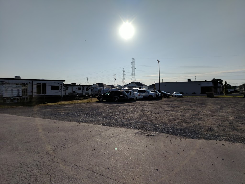 Roulottes Gagnon | 700 Boulevard de lIndustrie, Saint-Paul, QC J0K 3E0, Canada | Phone: (844) 424-2445