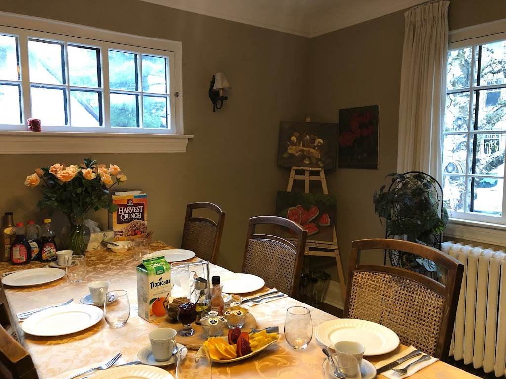 Ambassador Bed & Breakfast | 450 Laurier Ave. E, Ottawa, ON K1R 0A2, Canada | Phone: (613) 890-6022