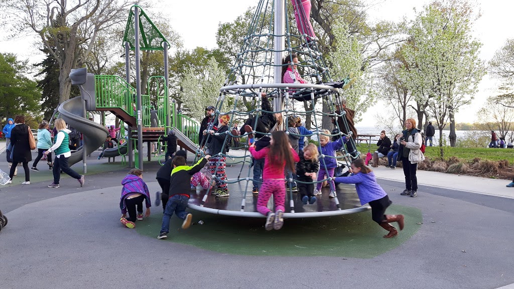 Lake Ontario Park | 920 King St W, Kingston, ON K7M 8H3, Canada | Phone: (613) 546-0000