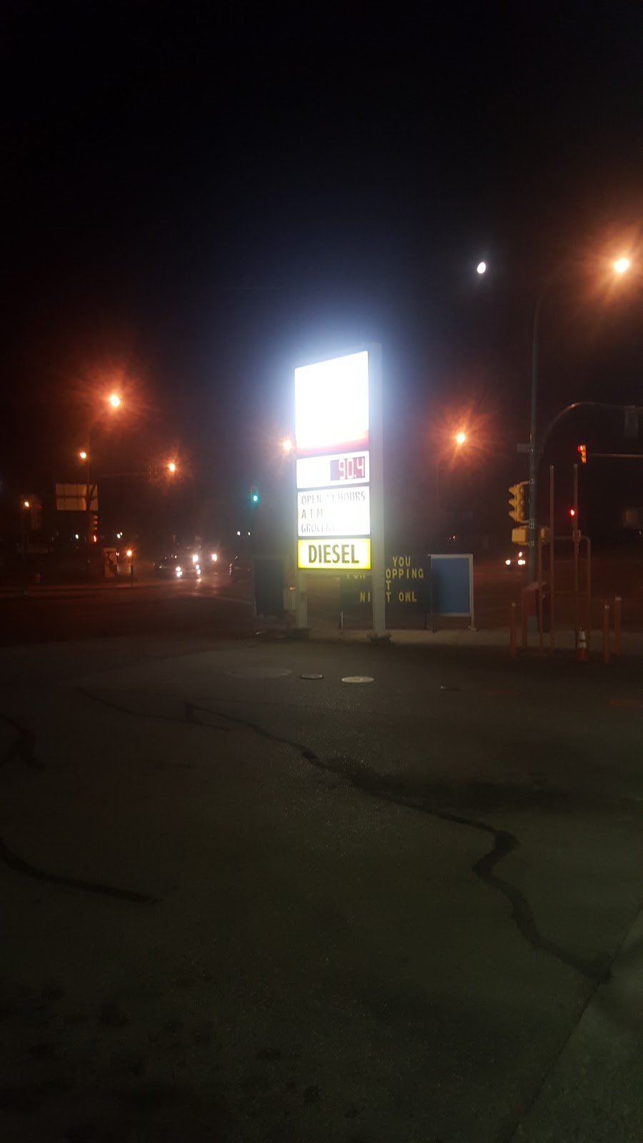 Night Owl Grocery and Confectionery (Gas Plus) | 3310 Fairlight Dr, Saskatoon, SK S7M 4Z1, Canada | Phone: (306) 382-9197