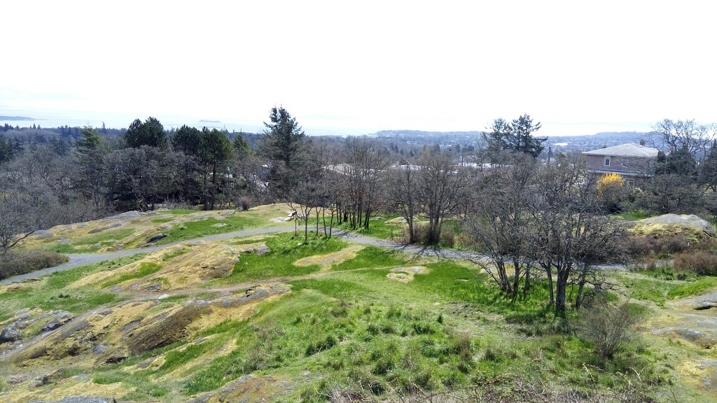 Mount Tolmie Park | 3486-, 3492 Mayfair Dr, Victoria, BC V8P 4P9, Canada | Phone: (250) 475-1775