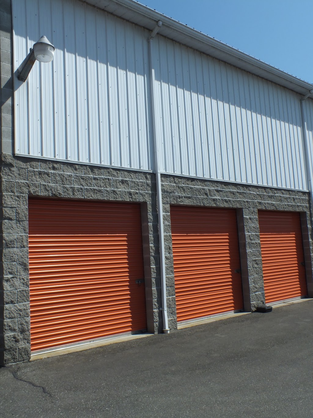 Super Self Storage | 30666 Simpson Rd, Abbotsford, BC V2T 6C7, Canada | Phone: (604) 850-1696