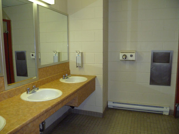 Pavillon des Seigneurs | 10555 Chemin Sainte-Marguerite, Trois-Rivières, QC G9B 6N6, Canada | Phone: (819) 377-1121