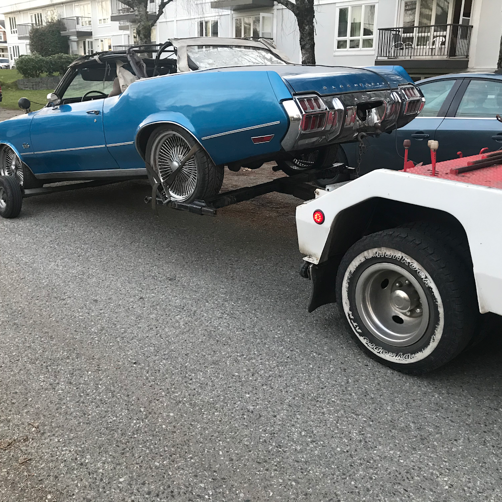 Grand View Towing | 7083 Fraser St, Vancouver, BC V5X 3V4, Canada | Phone: (604) 818-6999