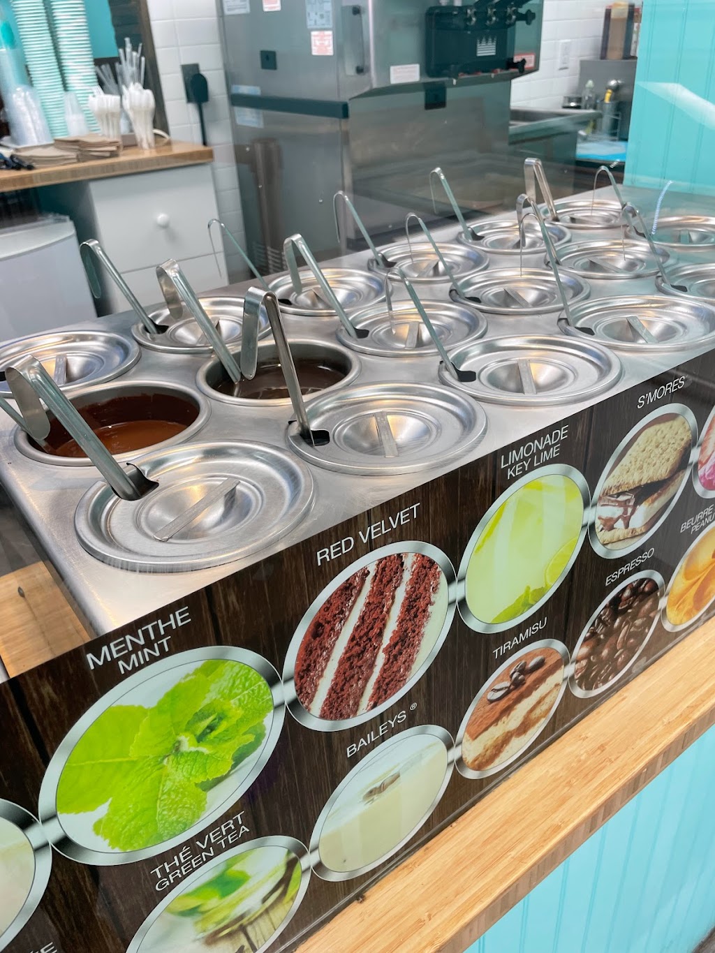 La Diperie Village Montreal | 1481 Rue Sainte-Catherine E, Montréal, QC H2L 2H9, Canada | Phone: (514) 770-6569