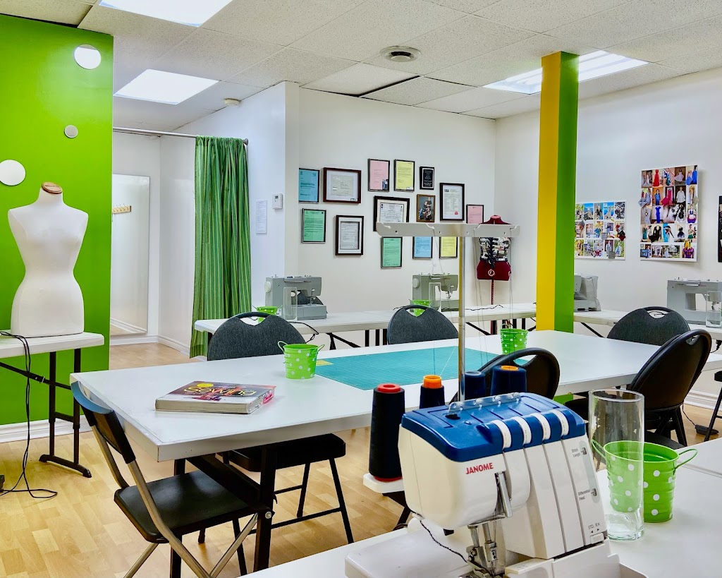 The Green Needle | 3033 Carling Ave Unit 204, Ottawa, ON K2B 7K3, Canada | Phone: (613) 617-4042