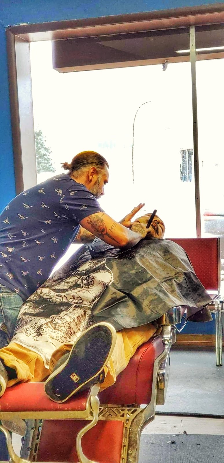 Eastside Barbershop | 5729 Tecumseh Rd E, Windsor, ON N8T 1E1, Canada | Phone: (519) 945-0888