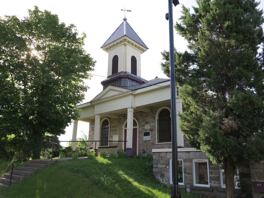 St Edwards Presbyterian Church | 72 Rue des Écossais, Beauharnois, QC J6N 1Z1, Canada | Phone: (450) 225-1591