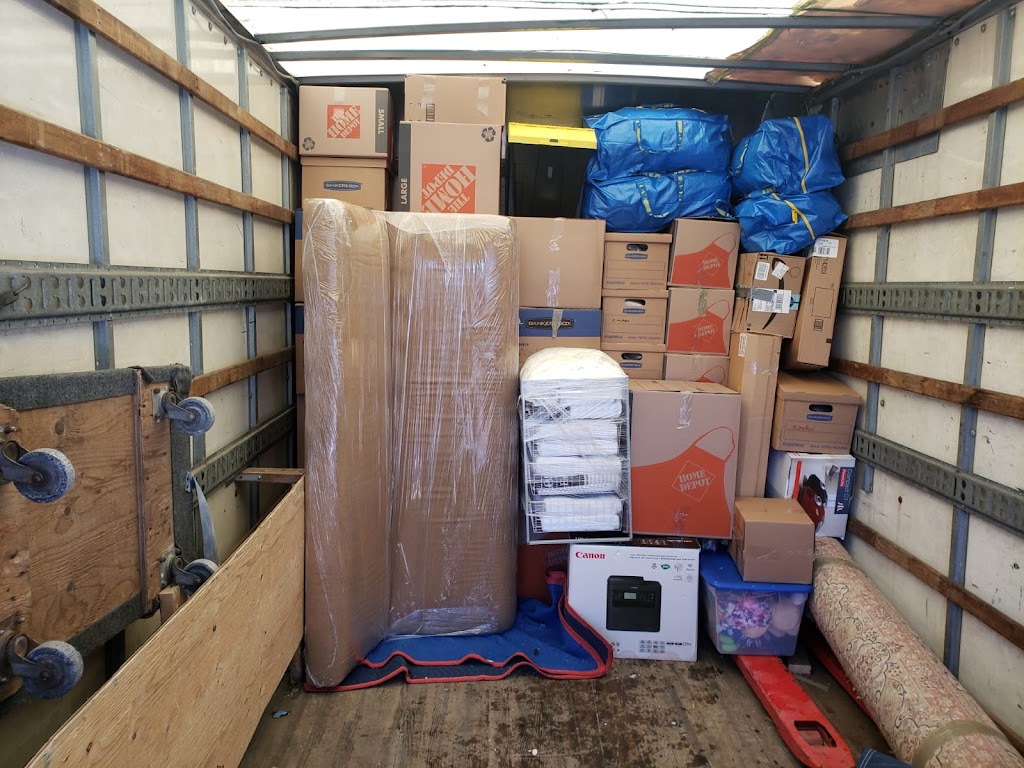 Royal Toronto Movers | 31 Brightsview Dr, Richmond Hill, ON L4E 3Z2, Canada | Phone: (647) 937-3280