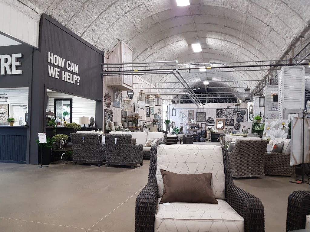 Bradford Greenhouses Garden Gallery | 4346 County Road 90, Springwater, ON L9X 1T7, Canada | Phone: (705) 725-9913