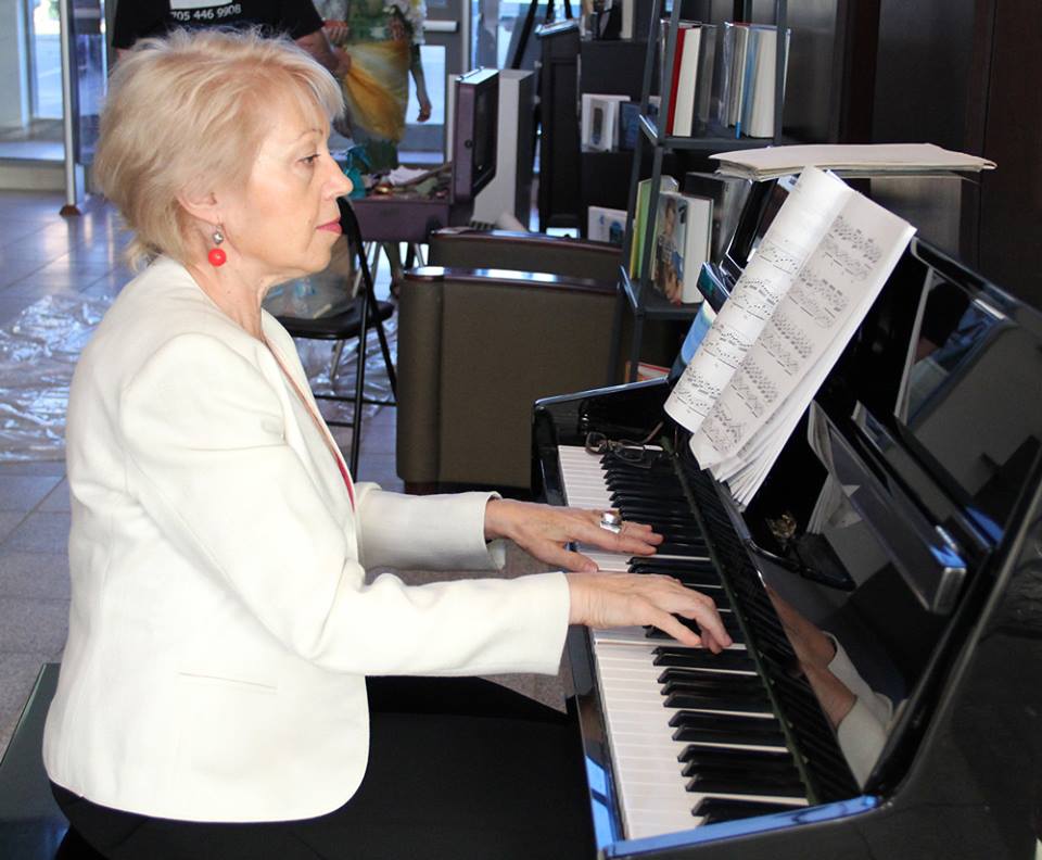 Collingwood Music Studio | 379 Hurontario St, Collingwood, ON L9Y 2M7, Canada | Phone: (705) 539-0772